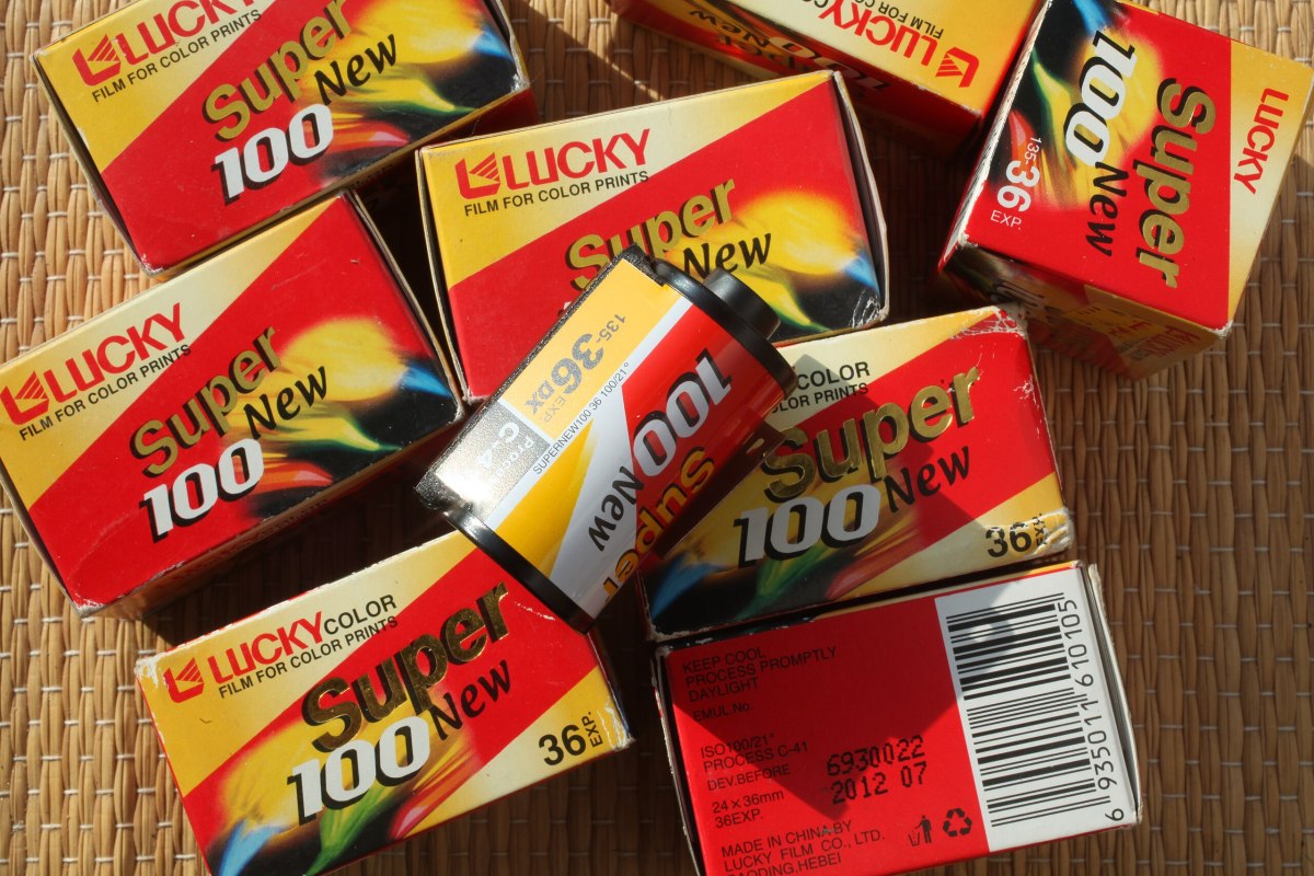 Lucky Film Super color negative 35mm film roll and box